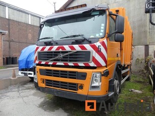 REF:C5 - Vuilniswagen Volvo FM/FG 4X2 7.5