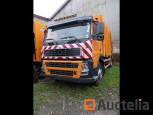 REF:C6 - Vuilniswagen Volvo FM/FH 4X2 R 7.5