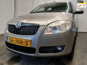 Skoda Roomster 1.6-16V Sport - Airco - Motormanagement