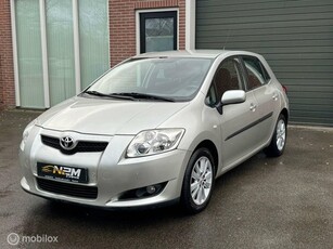 Toyota Auris 1.6-16V Executive BusinessAutomaatNAP