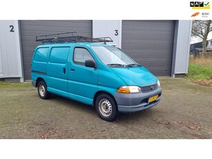 Toyota HiAce 100 PK DIESEL AIRCO MANUEEL CLEAN CAR APK 2025