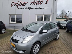 Toyota Yaris 1.3 VVTi Sol