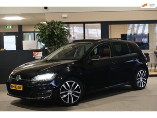 Volkswagen Golf 1.4 TSI ACT Connected Series Navi Pano ACC