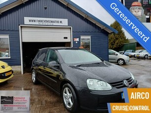 Volkswagen Golf 1.6 FSI Trendline