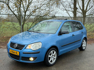 Volkswagen Polo 1.2-12V Trendline Dak/Pdc/Cruise