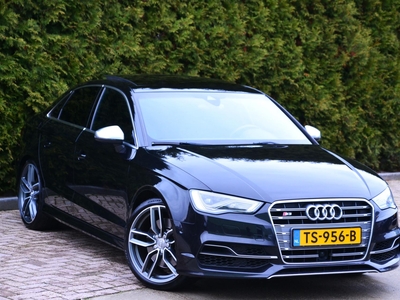 AUDI A3 S3 Limousine 2.0 TFSI Quattro B&O Panorama ACC