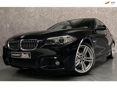 BMW 5-serie 520i High Executive /M Pakket /Schuifdak