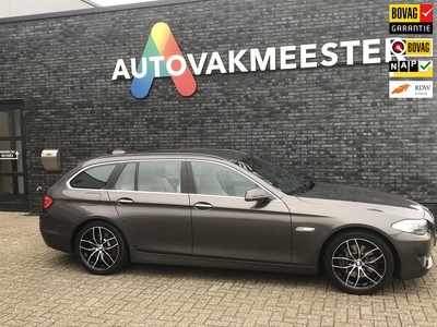 BMW 5-SERIE Touring 528i High Executive