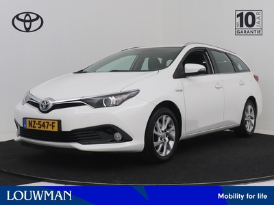 TOYOTA AURIS Touring Sports 1.8 Hybrid Dynamic Limited | Bluetooth | Camera | Climate control | Louwman Purmerend