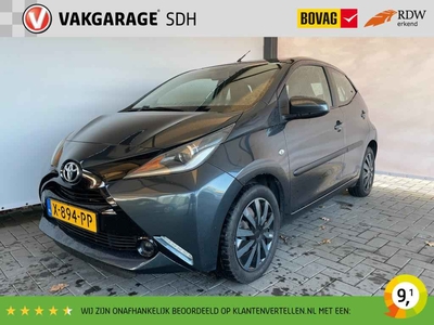 Toyota Aygo 1.0 VVT-i x-play|5 Deurs|Airco|Groot beeldscherm