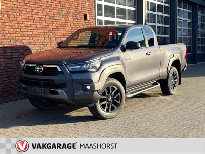 Toyota Hilux EC 2.8 4x4 INVINCIBLE Op Vooraad! GrijsKenteken 360°Camera/LED/DAB/PDC/Navi/Clima/Airco/Cruise/Trekhaak/AppleCarplay