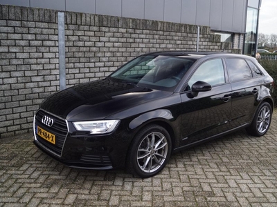 Audi A3 Sportback 1.0 TFSI 5 Deurs Automaat Airco Xenon Navi Elektrische Ramen en Spiegels PDC LMV NL Auto.