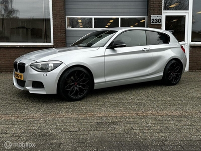 BMW 1-serie 114i M SPORT LEDER/XENON/NAVI/AIRCO