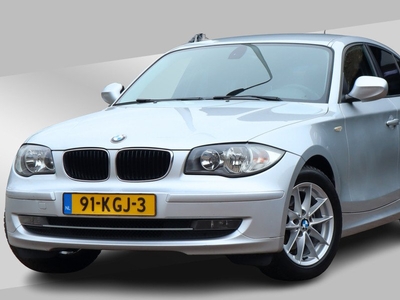 BMW 1-serie 116i Business Line | Climate Control | Parkeer sensoren | Privacy Glass