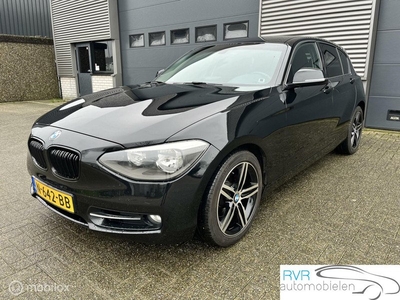 BMW 1-serie 118i AUTOMAAT/NAVI/CRUISE/PDC