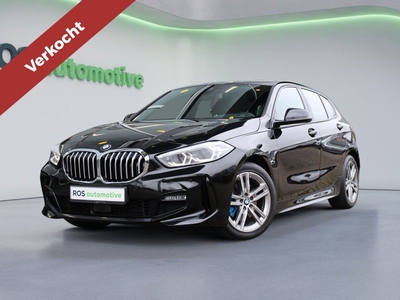 BMW 1-serie 118i High Executive | M-SPORT | ACC | CARPLAY | PDC V+A | STOELVERWARMING | KEYLESS |