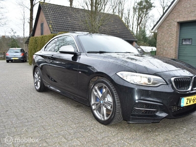 BMW 2-serie Coupé M235i xDrive High Exe M Performance