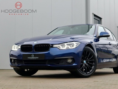 BMW 3-serie 318i Executive Automaat / Navigatie / PDC / Cruise / LED / Mediterranblau Metallic