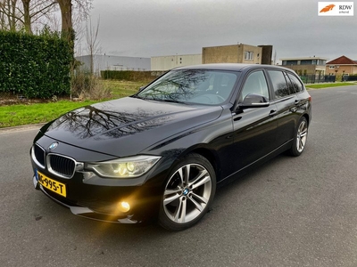 BMW 3-serie Touring 320d Executive AUT/NAVI/CLIMA/CRUISE/APK