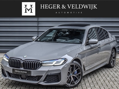 BMW 5 Serie 545e xDrive M-SPORT | SCHUIF- KANTELDAK | LASER LIGHT | HEAD-UP | ACTIVE CRUISE CONTROL | 360 CAMERA | HARMAN KARDON | ELEKTR. T