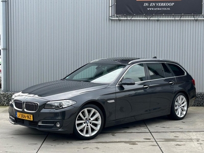 BMW 5-serie Touring 518d High Executive, Panoramadak, Lederen bekleding, Navi