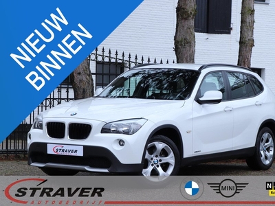 BMW X1 sDrive18i Executive |Sportstoelen |Navigatie