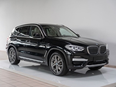 BMW X3 xDrive30iA xLine ** LED, NAVI+, BEIGE LEDER, PANORAMA, TREKH, HuD, CAMERA ** 1e EIG - 41.324km - 12 mnd GARANTIE ** ** INFORMEER OOK NAAR ONZE AANTREKKELIJKE FINANCIAL-LEASE TARIEVEN **