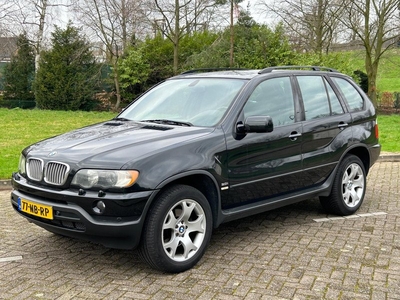 BMW X5 3.0i Executive 2003 NAP! Leer! Xenon! Zwarte hemel! Sportstoelen! Youngtimer!