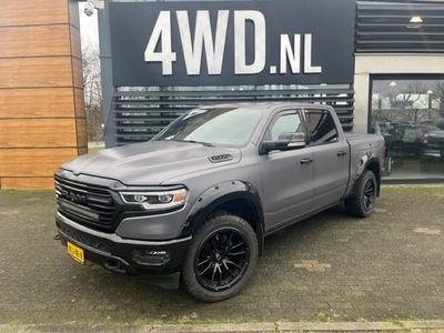 Dodge Ram 1500 5.7 V8 HEMI LONGHORN LIMITED RAMBOX FULL OPTIONS NAP 104425 KM € 64950 EXCL zeer goed onderhouden schade vrij EXTRA S - GUN GRAY WRAP -BAJA BOSS /MICKEY THOMPSON WHEELS -FUEL WHEELS -LED BARS 3X GUERRILLA UITLAAT -MARTER SET -