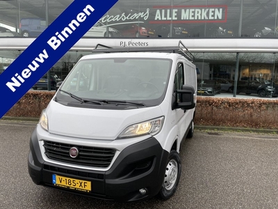 Fiat Ducato 30 2.3 MultiJet L2 H1 met o.a. Imperial - Clim. control - Cruise control - Parks. A - Navi - Radio/cd - MF Stuurwiel - ML - LMV - Zijwand bet. - 2 zitpl. RV - Zijschuifd. R - laadvloer - tussenschot V