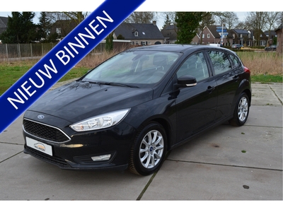 FORD FOCUS 1.0 Trend Edition 5 drs | Airco | Navigatie | Cruise Control | LM Velgen VERKOOP TELEFONISCH BEREIKBAAR 040-2240080