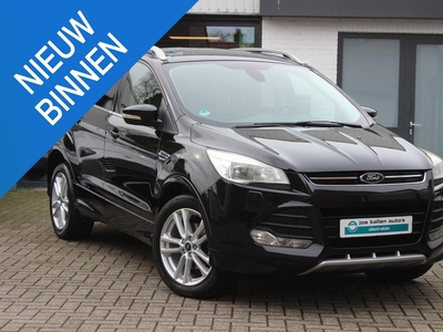 Ford Kuga 1.6 Titanium Plus ST Line, Panoramadak, WinterPack, Camera, Trekhaak!