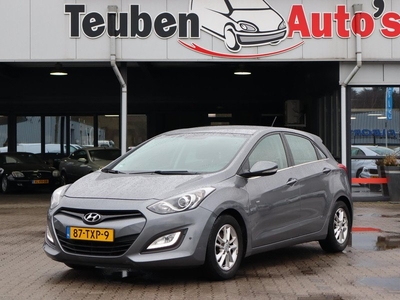 Hyundai i30 1.6 GDI i-Vision Navigatie, Camera, Cruise control, Elektrische ramen