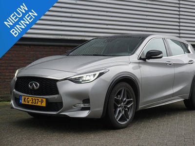 Infiniti Q Q30 1.6t 156PK Sport Automaat 19Inch-Panodak-Bose-Clima, hatchback, bj 2016