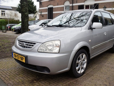 Kia Carens 1.6-16V LX Airco/Trekhaak