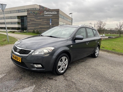 KIA CEE D 1.4 CVVT X-ecutive | e APK | Airco, hatchback, bj 2011