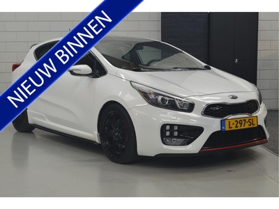 KIA CEE D 1.6 GT // 204 PK // PANO // CLIMA // CRUISE // CAMERA // STOEL&STUURVERWARMING //, hatchback, bj 2015