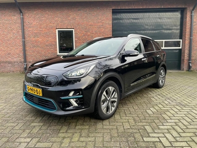 KIA E-Niro ex btw € 16425 ExecutiveLine 64 kWh FULL options , terreinwagen/pick up, bj 2019