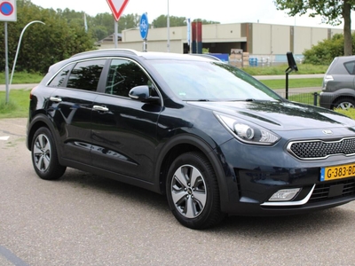 KIA Niro 1.6 GDi HYBRID AUTOMAAT BUSINESSLINE/CLIMA AIRCO/TREKHAAK/NAVIGATIE/ISOFIX/LM-VELG/CRUISECONTROL/nweAPK/NAP/ZEER COMPLEET, terreinwagen/pick up, bj 2018