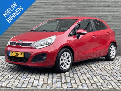 KIA RIO 1.2 CVVT PLUS PACK I P-SENSOREN I CRUISE CONTROL I ELEKTRISCHE RAMEN I AIRCO I GOED ONDERHOUDEN, hatchback, bj 2012