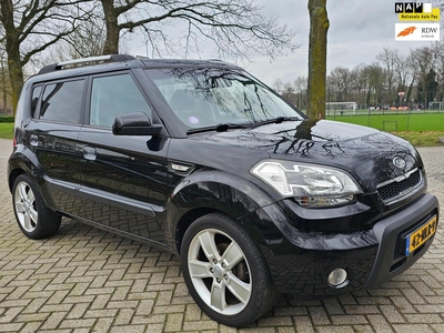 KIA Soul 1.6 X-ecutive 2e eigenaar dealer onderhouden airco cv op afs elektrische ramen, mpv, bj 2011