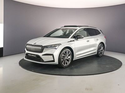 Škoda Enyaq iV 60 Sportline 180pk Automaat Panoramadak, Elektrische achterklep, Adaptive cruise control, Navigatie, Airco, DAB, Stoelverwarming, Parkeersensoren, Stuurwiel verwarmd