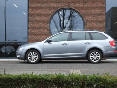 Škoda Octavia Combi 1.2 TSI Greentech Ambition Businessline