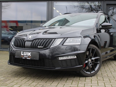 Škoda Octavia Combi 2.0 TSI RS 230 + LED + 18inch + ALCANTARA