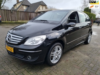 Mercedes-Benz B-klasse 200 B KLASSE, ZEER MOOI. NW APK.