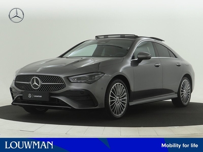 Mercedes-Benz CLA-Klasse 250 e AMG Line | Premium Plus Pack | MBUX Augmented reality voor navigatie | Sfeerverlichting | USB pakket plus | | Burmester Surround Sound systeem | KEYLESS GO-comfortpakket | Head-up display |