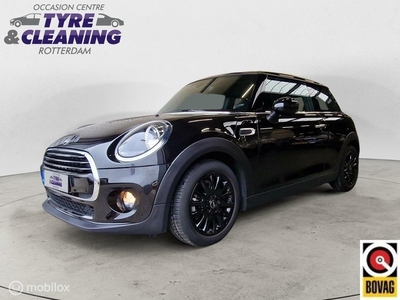 Mini 1.5 Cooper Pepper/Navigatie/LM Velgen/NL Auto/Dealer onderhouden