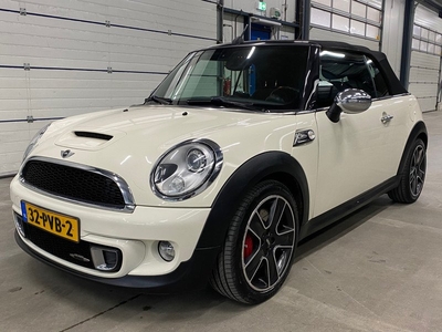 Mini Mini Cabrio 1.6 John Cooper Works Chili|Navigatie|Climate Control|