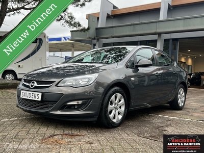 Opel Astra 1.4 Edition lage km stand