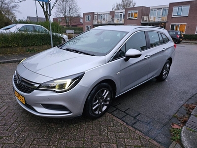 Opel Astra Sports Tourer 1.0 Turbo Business+